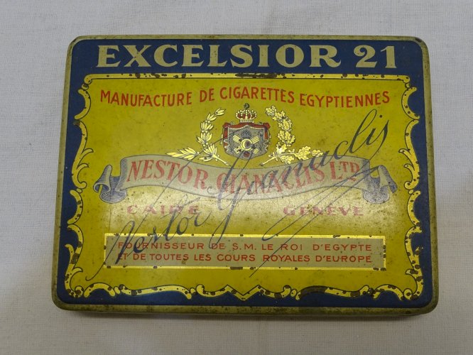 -JOLIE ANCIENNE BOITE TÔLE LITHOGRAPHIEE CIGARETTES EGYPTIENNE EXCELSIOR   D