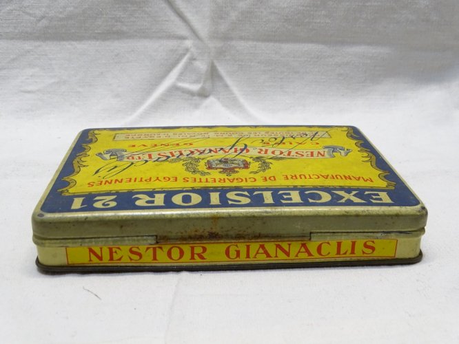 -JOLIE ANCIENNE BOITE TÔLE LITHOGRAPHIEE CIGARETTES EGYPTIENNE EXCELSIOR   D