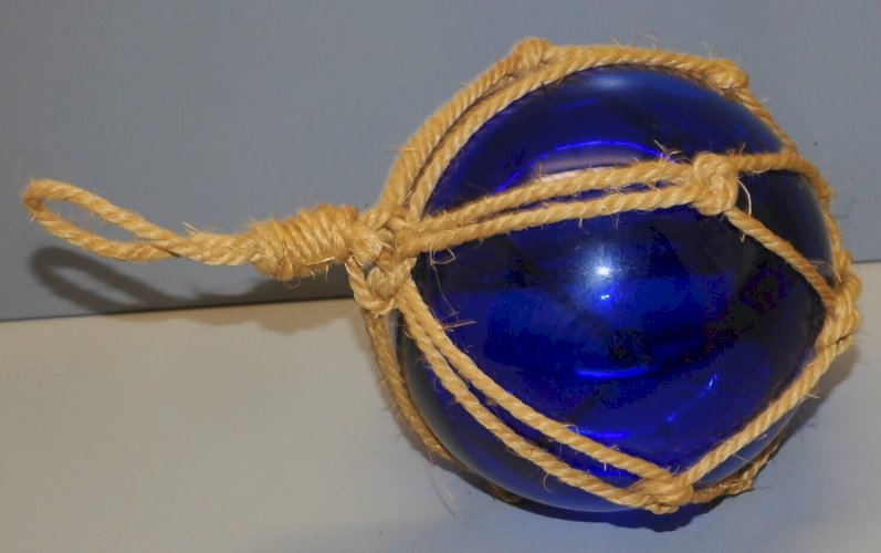 -JOLIE ANCIENNE BOULE de FLOTTEUR de FILET de Pêche couleur BLEUE filet CORDE  D