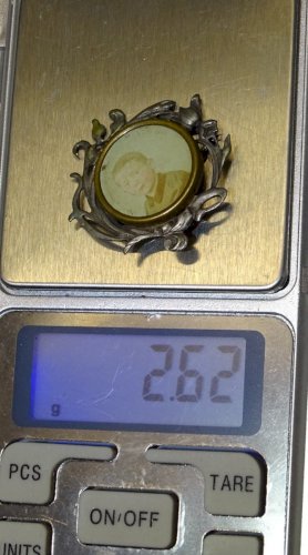 -JOLIE ANCIENNE BROCHE PORTE PHOTO ART NOUVEAU METAL ARGENTE BIJOU ANCIEN   D