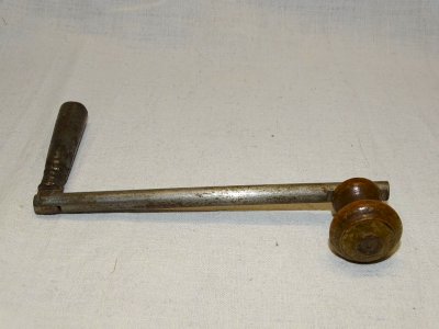 -JOLIE ANCIENNE CLEF CLE POUR MOUVEMENT HORLOGE COMTOISE  FABRICATION MAISON   D