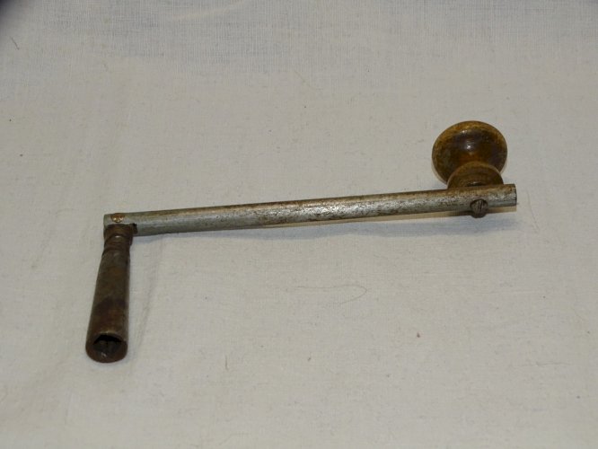 -JOLIE ANCIENNE CLEF CLE POUR MOUVEMENT HORLOGE COMTOISE  FABRICATION MAISON   D