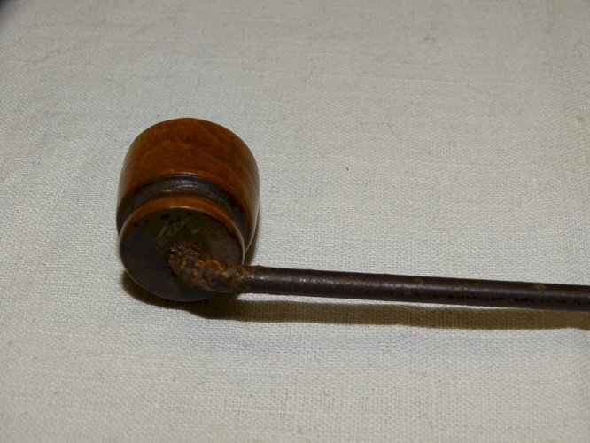 -JOLIE ANCIENNE CLEF CLE POUR MOUVEMENT HORLOGE PENDULE COMTOISE     D