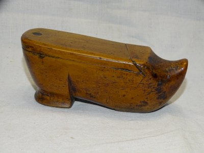BEAUTIFUL OLD LARGE HORN SHAPED WOODEN TOBACCO POUCH COLLECTION SMOKER'S ITEM