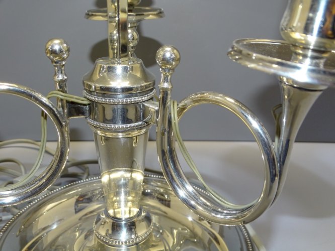 -JOLIE ANCIENNE LAMPE BOUILLOTTE METAL ARGENTE avec son ABAT-JOUR déco    D