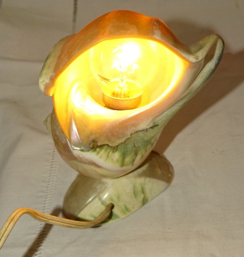 -JOLIE ANCIENNE LAMPE COQUILLAGE TURBO Nacré et VERT à POSER déco VINTAGE    D