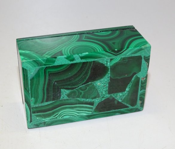 -JOLIE ANCIENNE PETITE BOITE en MALACHITE PETIT COFFRET à BIJOUX VITRINE    D