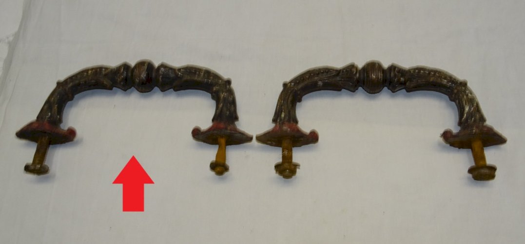 -JOLIE ANCIENNE POIGNEE DE PORTE D'ENTREE EN FONTE A REPEINDRE JUS de GRENIER  D