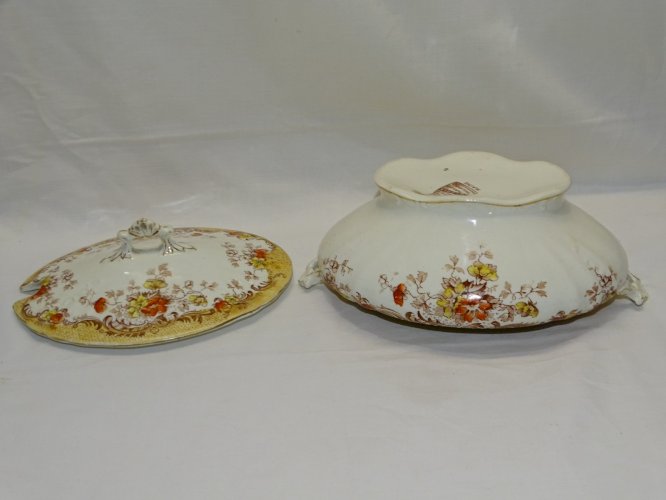 -JOLIE ANCIENNE SAUCIERE SEMI PORCELAINE W HULME BURSLEM ENGLAND MAINE   D