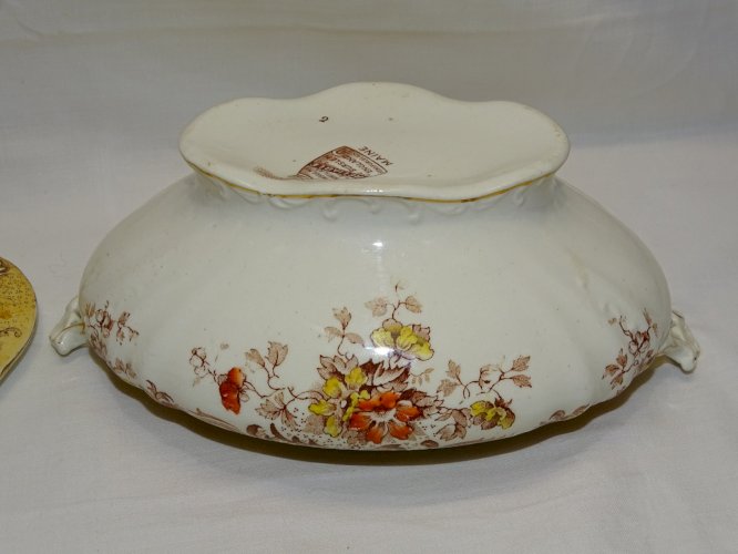 -JOLIE ANCIENNE SAUCIERE SEMI PORCELAINE W HULME BURSLEM ENGLAND MAINE   D