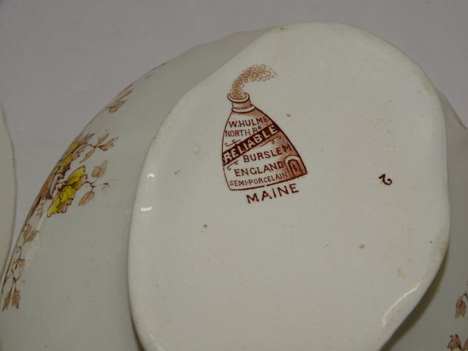 -JOLIE ANCIENNE SAUCIERE SEMI PORCELAINE W HULME BURSLEM ENGLAND MAINE   D