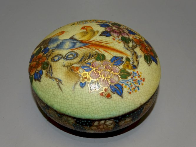 -JOLIE BOITE BONBONNIERE PORCELAINE SATSUMA COLLECTION VITRINE DECO   D