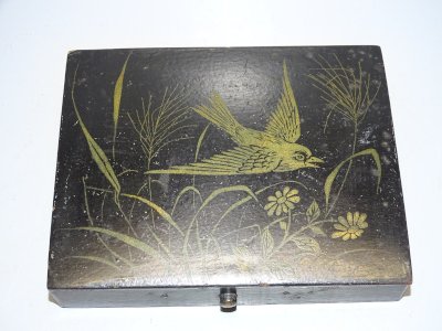 NICE BOILED CARDBOARD BOX NAPOLEON III Decor BIRD IN FLIGHT and GOLDEN FLOWERS D