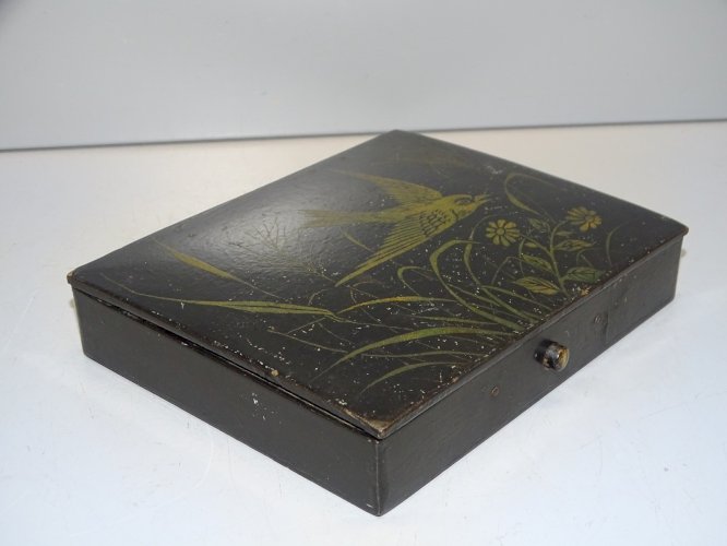 -JOLIE BOITE CARTON BOUILLI NAPOLEON III Déco OISEAU EN VOL et FLEURS DOREES   D