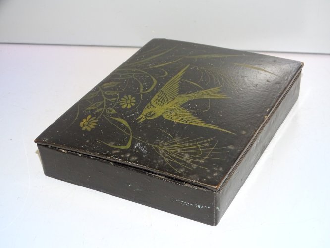 -JOLIE BOITE CARTON BOUILLI NAPOLEON III Déco OISEAU EN VOL et FLEURS DOREES   D