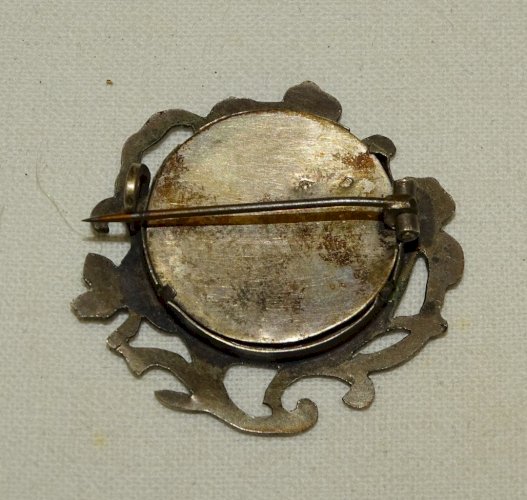 -JOLIE BROCHE ART NOUVEAU PORTE PHOTO ARGENT poinçon SANGLIER PHOTO ENFANT    D
