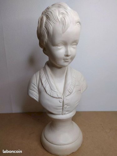 Jolie Buste Enfant En Plâtre en bon etat