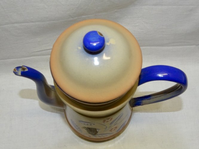 -JOLIE CAFETIERE EMAILLEE A DECOR de FLEURS SUR FOND MARRON & BLEU COLLECTION  D