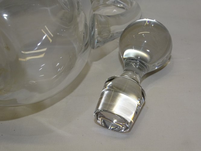 -JOLIE CARAFE CRISTAL BACCARAT AVEC SON BOUCHON COLLECTION DECO TABLE VITRINE  D
