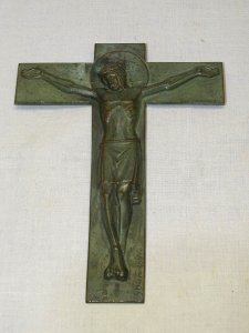 NICE WALL CROSS CRUCIFIX ART DECO GREEN PATINA Signed S DERMIGNY RELIGION D