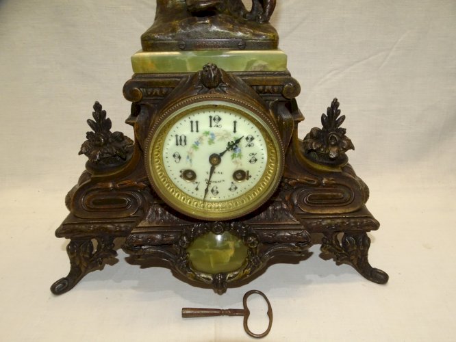 -JOLIE PENDULE A POSER REGULE SIGNE PILLET ENFANT AU CHAT FONCTIONNE CLOCK