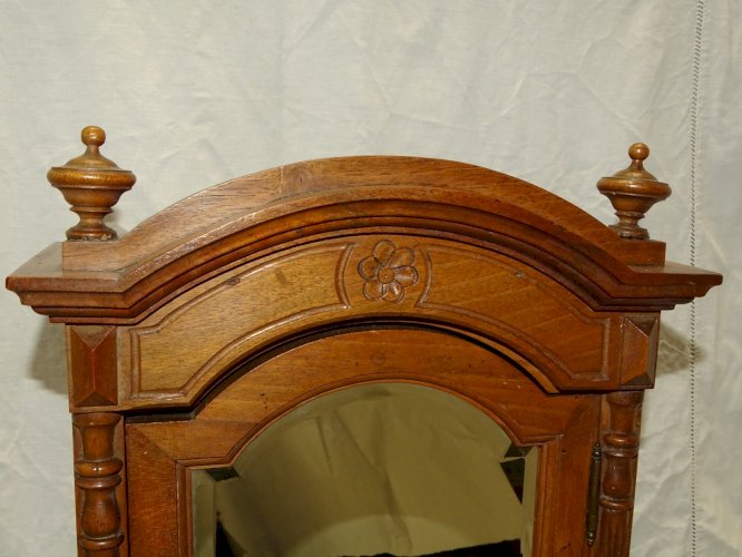 -JOLIE PETITE ARMOIRE de POUPEE en NOYER début XXe JOUET ANCIEN COLLECTION   D