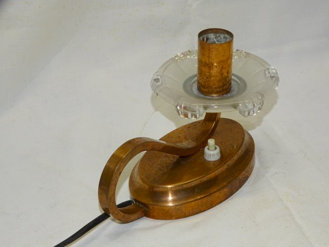 -JOLIE PETITE LAMPE A POSER EN CUIVRE ET VERRE GOÛT EZAN ART DECO  XXe    D