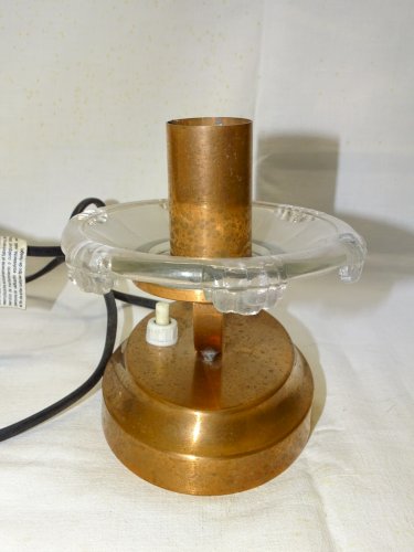 -JOLIE PETITE LAMPE A POSER EN CUIVRE ET VERRE GOÛT EZAN ART DECO  XXe    D