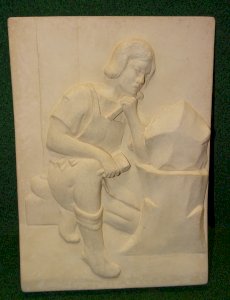 -JOLIE PLAQUE DECORATIVE EN PLATRE HOMME SCULPTEUR NON Signée déco XXe    D