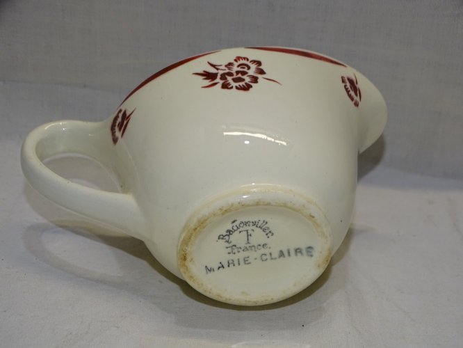 -JOLIE SAUCIERE ou CREMIER CERAMIQUE BADONVILLER MARIE CLAIRE COLLECTION    D