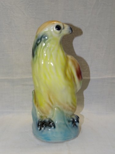 -JOLIE STATUETTE FAUCON COLORE EN CERAMIQUE SANS MARQUE APPARENTE COLLECTION  D