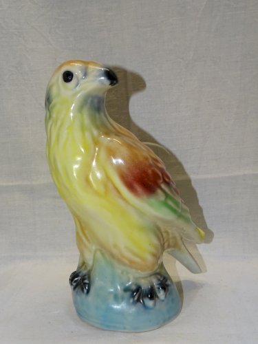 -JOLIE STATUETTE FAUCON COLORE EN CERAMIQUE SANS MARQUE APPARENTE COLLECTION  D