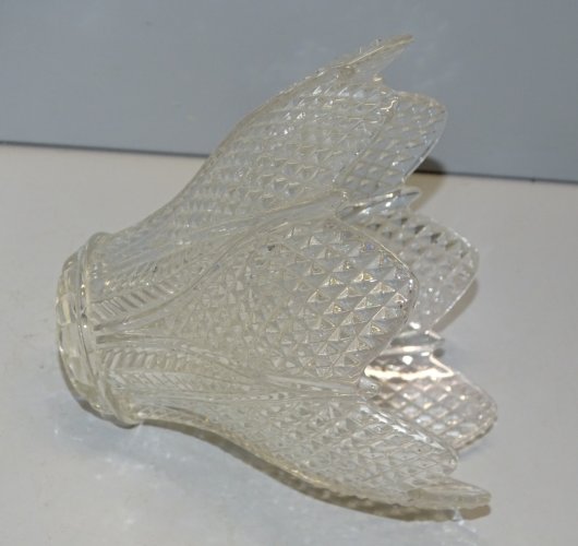 -JOLIE TULIPE en CRISTAL NID D'ABEILLES FORME FLEUR  POUR LAMPE à POSER  D