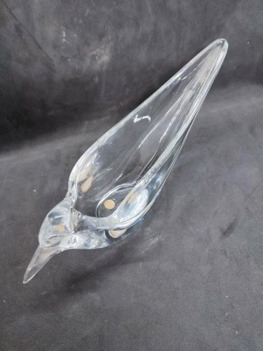 jolie vide poche en cristal signé Art Vannes en forme doiseau en bon etat