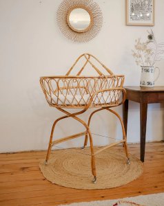 Joseph, the wicker crib No. 13