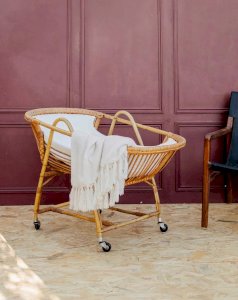 Joseph, the rattan baby crib No. 6