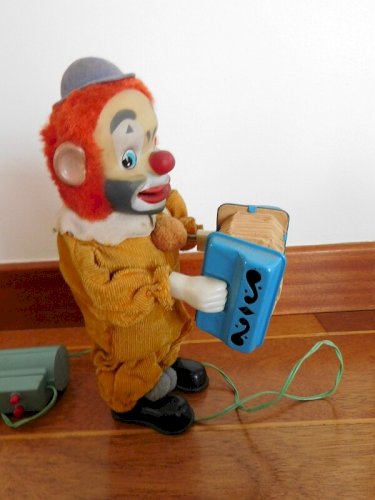 JOUET ANCIEN AUTOMATE FILOGUIDE CLOWN ACCORDEON