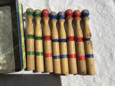 OLD TOY, small PAINTED WOODEN BOWLING GAME circa 1950 bergamot box nancy