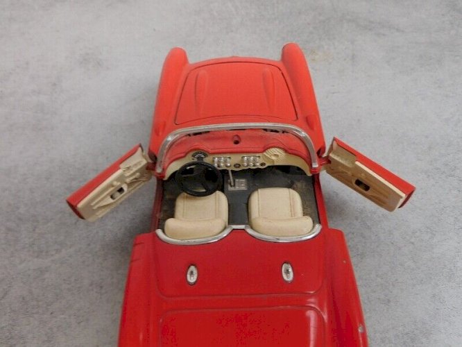 JOUET ANCIEN VOITURE BURAGA CHEVROLET 1957 ECHELLE 1/24 ème N°47