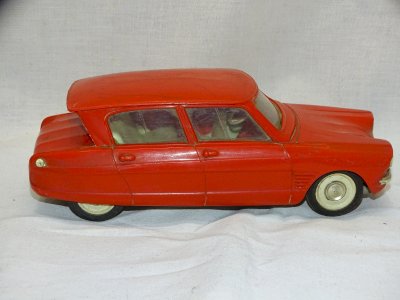 VINTAGE TOY CITROEN AMI 6 CAR 1/20 SCALE PLASTIC RED FRICTION