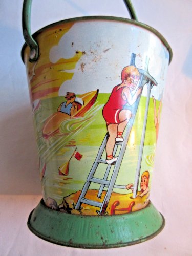 Jouet de plage vers 1950, seau en tôle décoré de jeux divers signé AD, Fer-embal