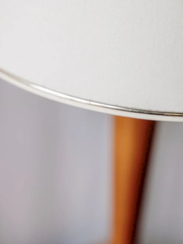 Julia, la grande lampe à poser en bois N°52