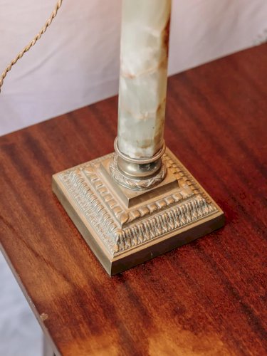 Julia, la grande lampe à poser en onyx N°529