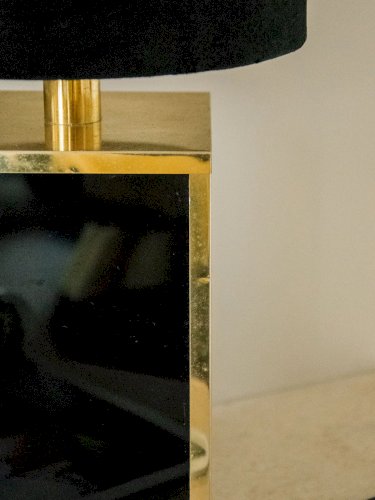 Julia, la grande lampe noire et dorée N°716