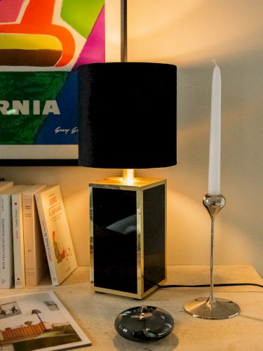 Julia, la grande lampe noire et dorée N°716