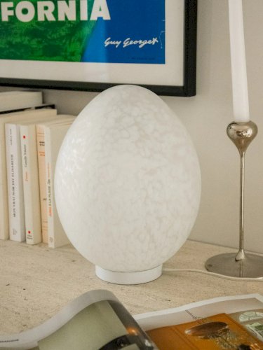 Julia, la grande lampe œuf en verre N°718