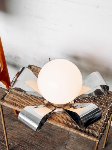 Julia, la lampe à poser chromée N°15