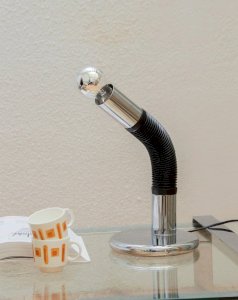 Julia, la lampe à poser E. Bellini N°540