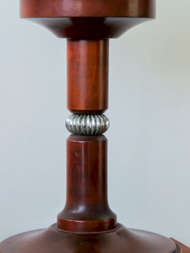 Julia, la lampe à poser en bois massif N°508