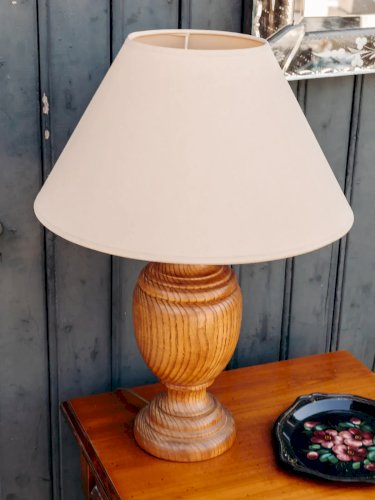 Julia, la lampe à poser en bois N°372